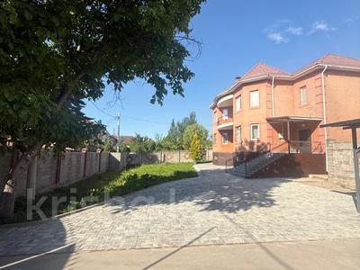 Отдельный дом · 10 комнат · 496 м² · 10 сот., мкр Хан Тенгри, Кенесары Хана 69 за 345 млн ₸ в Алматы, Бостандыкский р-н