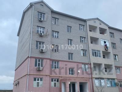 1-бөлмелі пәтер · 40.4 м² · 2/5 қабат, мкр Жулдыз, Кажел Сариев 64 б, бағасы: 10.5 млн ₸ в Атырау