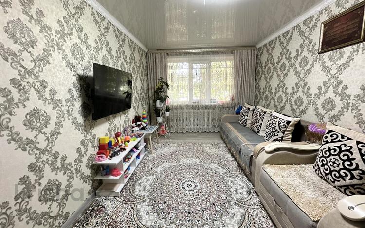 2-комнатная квартира · 43.3 м² · 1/5 этаж, мкр Юго-Восток, Гапеева за 17.5 млн ₸ в Караганде, Казыбек би р-н — фото 2