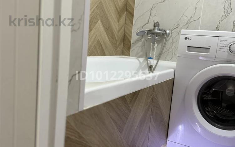 2-бөлмелі пәтер · 44 м² · 5/5 қабат, Казахстанская 124/2 — Рынок, чикен маркет,крыша, бағасы: 9 млн ₸ в Шахтинске — фото 9