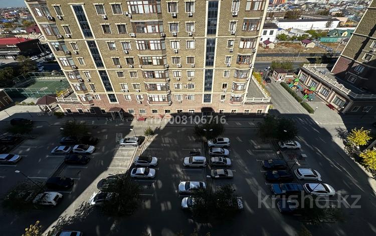 3-комнатная квартира · 115 м² · 9/9 этаж, Валиханова 13Б за 52 млн 〒 в Атырау — фото 2