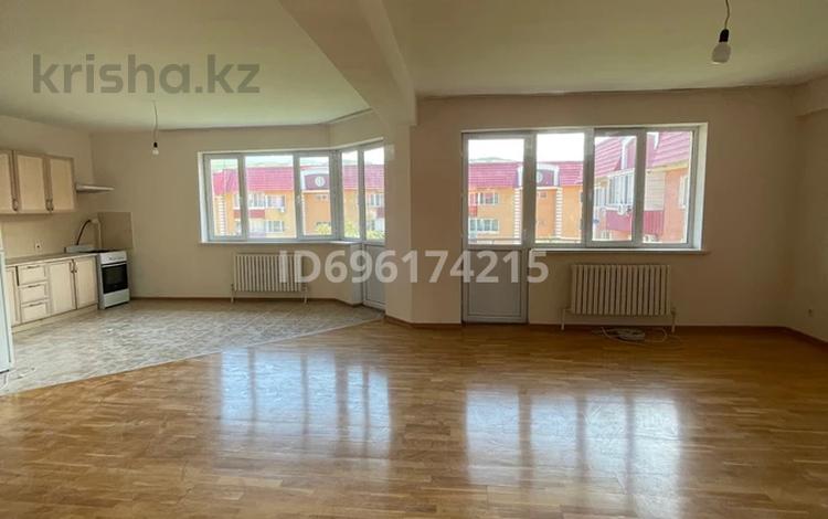 4-бөлмелі пәтер · 138.6 м² · 5/5 қабат, Думан-2 ш/а., бағасы: 75 млн ₸ в Алматы, Медеуский р-н — фото 2