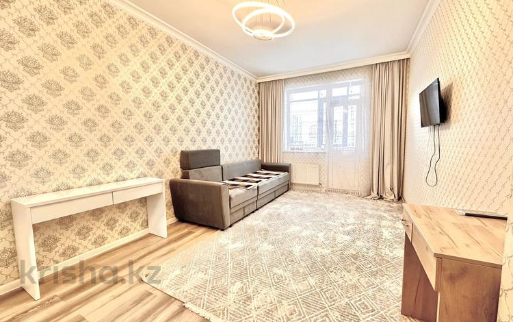 2-комнатная квартира, 50 м², 9/20 этаж, Туркестан 10