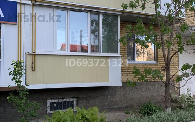 3-комнатная квартира · 71.5 м² · 1/5 этаж, мкр Северо-Восток 42 за 38 млн ₸ в Уральске — фото 2