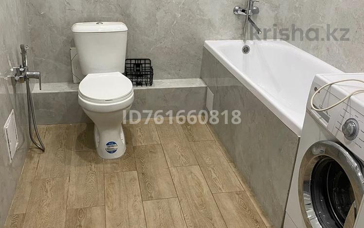 2-комнатная квартира · 37 м² · 3/12 этаж, Е 915 15 за 250 000 ₸ в Астане, Есильский р-н — фото 5