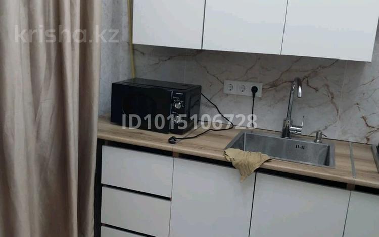 1-бөлмелі пәтер · 32 м² · 1/5 қабат, Тәуелсіздік 115 — Педагогический институт, бағасы: 200 000 ₸ в Костанае — фото 2