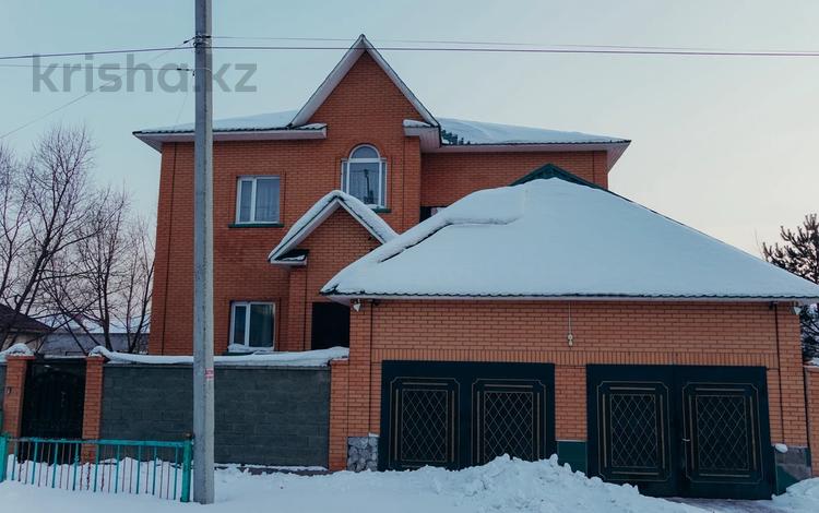 Дом · 10 комнат · 400 м², мкр Уркер, Есет батыр 18а за 75 000 〒 в Астане, Нура р-н — фото 8