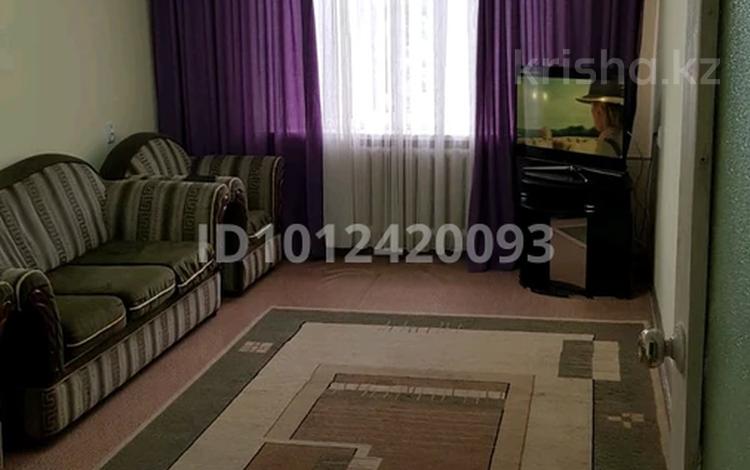 2-комнатная квартира · 50 м² · 5/5 этаж, мкр №6 59 за 250 000 ₸ в Алматы, Ауэзовский р-н — фото 2