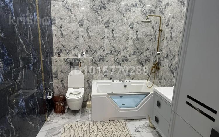 3-бөлмелі пәтер · 120 м² · 11/15 қабат, 18 микрорайон 43/1, бағасы: 400 000 ₸ в Актау, 18-й мкр  — фото 2