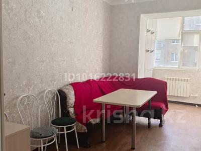 2-бөлмелі пәтер · 80 м², Алтын орда ш/а., бағасы: 250 000 ₸ в Актобе, мкр. Алтын орда