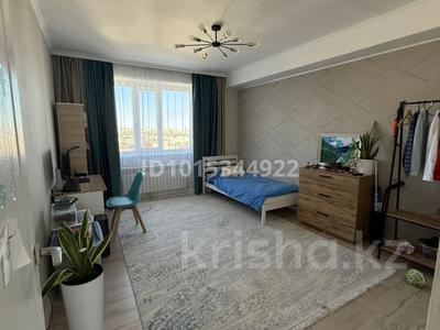 3-комнатная квартира · 87 м² · 13/14 этаж, Кайыма Мухамедханова 17 за 50 млн ₸ в Астане, Нура р-н