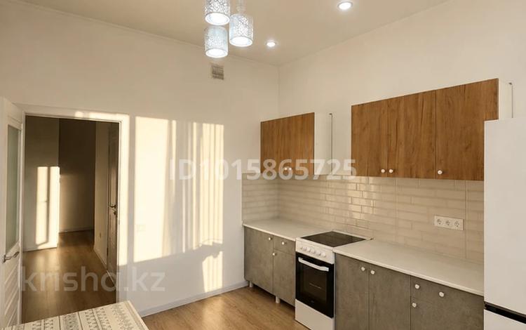 1-комнатная квартира · 42.1 м² · 8/12 этаж, Мангилик Eл 76 за 28.5 млн ₸ в Астане, Есильский р-н — фото 2
