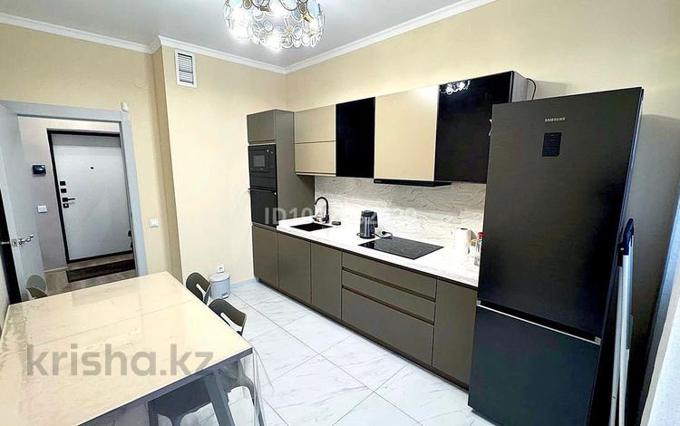 2-комнатная квартира · 60.2 м² · 11/13 этаж, Кармысова 84/2 — Гостиница Казахстан, Дворец Республики, Терренкур, Коктобе за 90 млн ₸ в Алматы, Медеуский р-н — фото 2