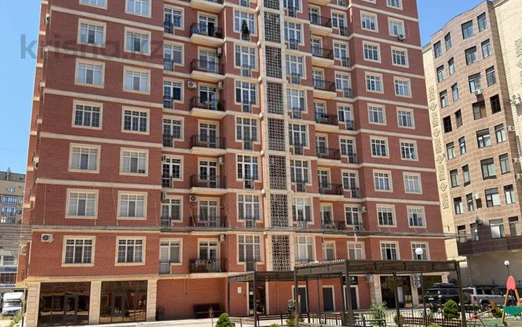 3-комнатная квартира · 93 м² · 5/10 этаж, 17-й мкр 25 за 36 млн ₸ в Актау — фото 2