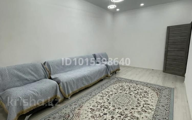 3-комнатная квартира · 84 м² · 4/5 этаж, мкр Юго-Восток, Муканова 51/8 за 260 000 ₸ в Караганде, Казыбек би р-н — фото 2