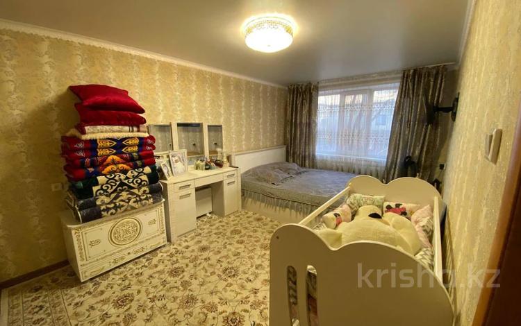 1-комнатная квартира, 33.2 м², 1/9 этаж, Камзина 56 за ~ 12.3 млн 〒 в Павлодаре — фото 5