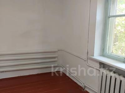 2-комнатная квартира · 40 м² · 2/2 этаж, Пер Бауржан Момышулы 2 за 70 000 ₸ в Таразе
