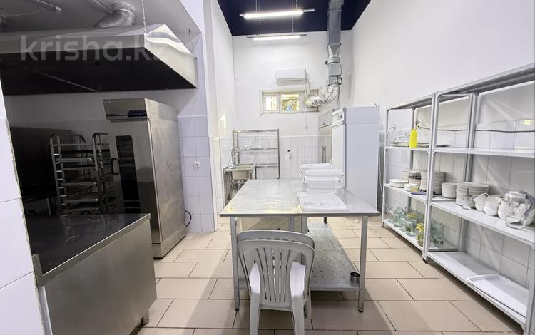 Магазины и бутики, общепит · 90 м² за 1.5 млн ₸ в Астане, Есильский р-н — фото 6