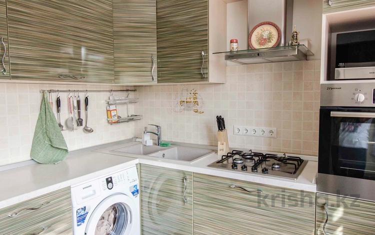 1-комнатная квартира · 46 м² · 7/9 этаж, Шевченко 129 — Муканова за 300 000 〒 в Алматы, Алмалинский р-н — фото 10