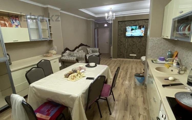 3-комнатная квартира · 130 м² · 2/16 этаж, Мустафина 35 за 700 000 ₸ в Алматы, Бостандыкский р-н — фото 2