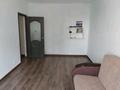 1-комнатная квартира · 45 м² · 6/9 этаж, мкр Юго-Восток, Шахтеров — Магазин 12 месяцев,спорт комплекс Енбек за 190 000 ₸ в Караганде, Казыбек би р-н — фото 2