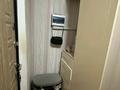 4-бөлмелі пәтер · 80 м² · 1/5 қабат, ул. Гапеева 15/2, бағасы: 20 млн ₸ в Караганде — фото 29