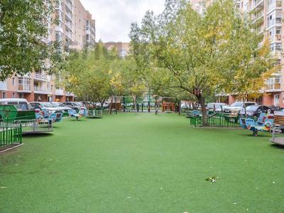 2-комнатная квартира · 86 м² · 8/12 этаж, Кошкарбаева 46/1 — Рахымжана Кошкарбаева и Магжана Жумабаева за 37.6 млн ₸ в Астане, Сарайшык р-н