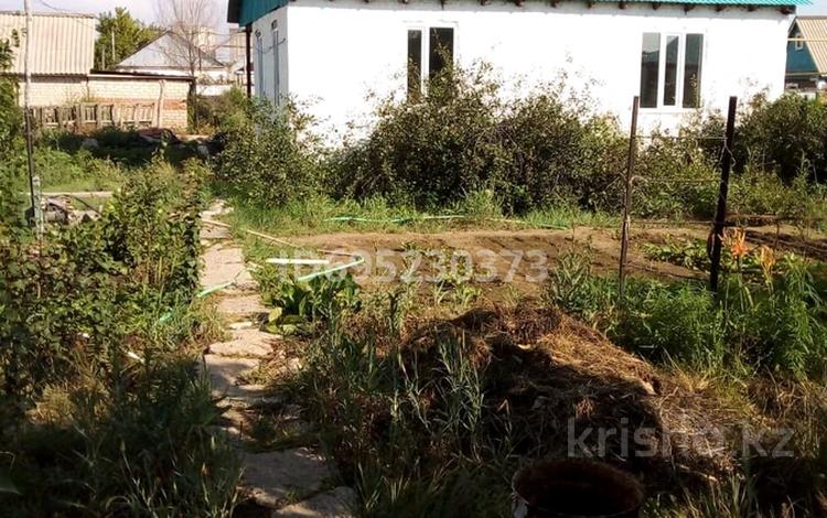 Дача · 3 комнаты · 40 м² · 6.9 сот., Старый город актобесельмаш 1дом 30 — Старый город отарбанка за 11 млн ₸ в Актобе — фото 2