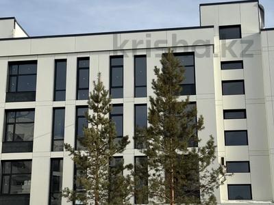 3-комнатная квартира · 97.6 м², Кизатова 6б за ~ 37.8 млн 〒 в Петропавловске