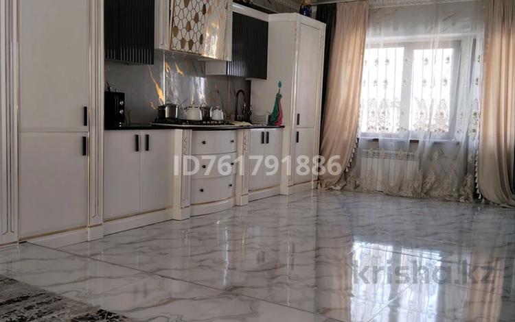 Отдельный дом · 7 комнат · 400 м², Бурундайская 164 — Не далеко школа 50 за ~ 1.5 млн ₸ в Алматы, Турксибский р-н — фото 3
