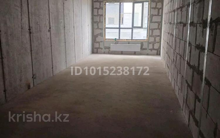 1-комнатная квартира · 38.4 м² · 8/12 этаж, мкр Акбулак, Момышулы 100 за 21 млн ₸ в Алматы, Алатауский р-н — фото 2