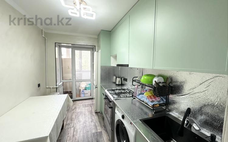 3-комнатная квартира · 62 м² · 2/5 этаж, мкр Михайловка 43 за 32 млн ₸ в Караганде, Казыбек би р-н — фото 2