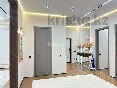 4-комнатная квартира · 165 м² · 12/12 этаж, 17-й мкр 55 за 79 млн ₸ в Актау