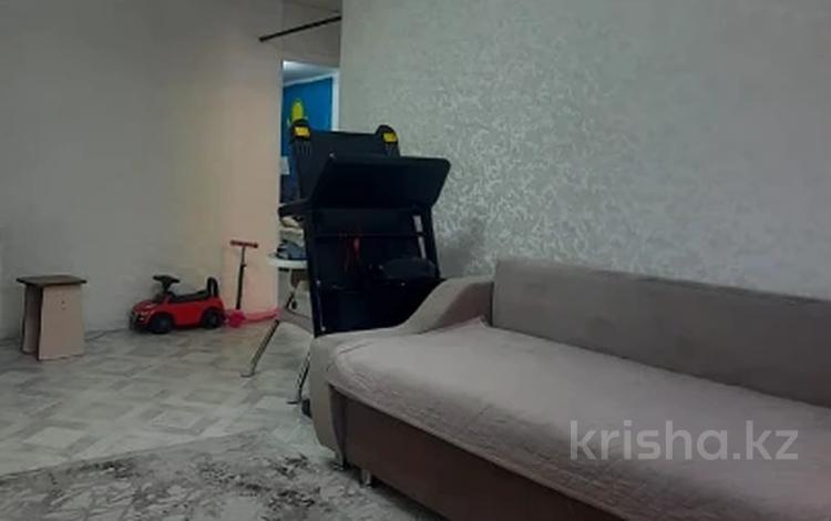 3-комнатная квартира · 57.3 м² · 2/5 этаж, 408 квартал 13 — Бозтаева за 22 млн ₸ в Семее — фото 25