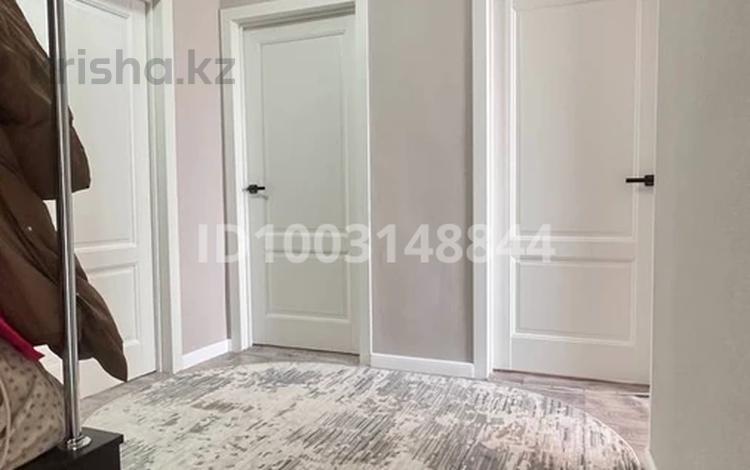 3-бөлмелі пәтер · 61.8 м² · 5/5 қабат, Абая, бағасы: 13 млн ₸ в Сатпаев — фото 2