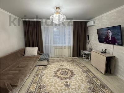 3-комнатная квартира · 65 м² · 6/9 этаж, мкр Юго-Восток, Язева — Строителей, Шахтеров, Корзина, Мечеть, Этнопарк за 27.5 млн ₸ в Караганде, Казыбек би р-н