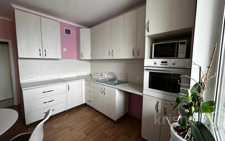 1-комнатная квартира · 40 м² · 14/14 этаж, Б. Момышулы 5 за 25 млн ₸ в Алматы, Алатауский р-н — фото 2