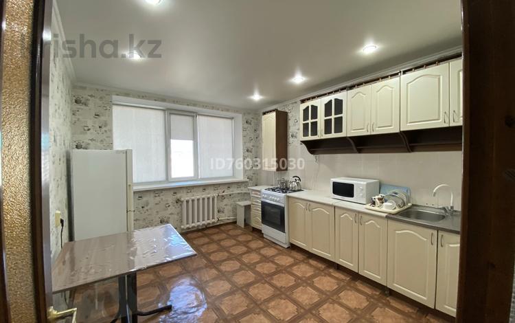 2-комнатная квартира · 70 м² · 5/5 этаж, Достык 36 за 15 000 ₸ в Хромтау — фото 6