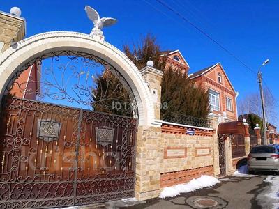 Отдельный дом · 12 комнат · 527 м² · 12 сот., Есенжанова за 480 млн ₸ в Уральске