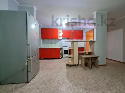 2-комнатная квартира, 55 м², 1/9 этаж, мкр Нурсат 2 34 за 20.5 млн 〒 в Шымкенте, Каратауский р-н