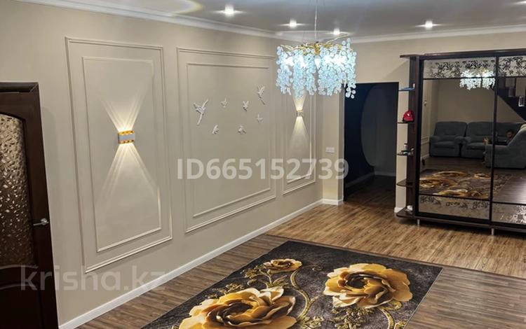 Отдельный дом · 6 комнат · 200 м² · 8 сот., Береке 31 за 40 млн ₸ в Жамбыл — фото 44