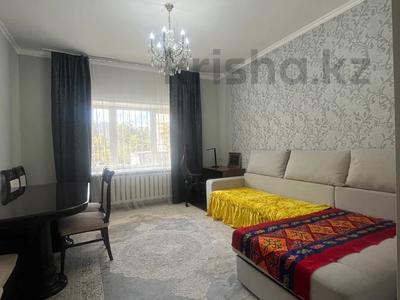 3-бөлмелі пәтер, 75 м², 1/5 қабат ай сайын, Абая 95/1, бағасы: 250 000 〒 в Астане, р-н Байконур