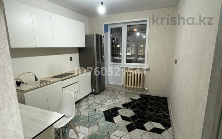 1-комнатная квартира · 38.2 м² · 2/5 этаж, Лесная 38 — Рядом пост гаи и цветафор . Новый дом за 18 млн ₸ в Косшы — фото 9