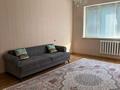 2-комнатная квартира · 58 м² · 2/9 этаж, мкр Аксай-2 75 за 15 000 ₸ в Алматы, Ауэзовский р-н — фото 3