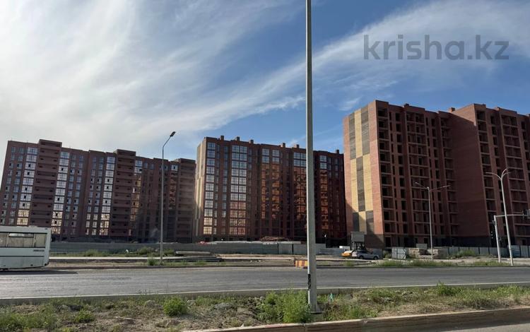 1-комнатная квартира · 32.9 м² · 7/12 этаж, Жубан Молдагалиев 1 — Жагалау за 16.5 млн ₸ в Астане, Нура р-н — фото 2