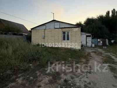 Отдельный дом · 3 комнаты · 90 м² · 10 сот., мкр Шанырак-2, Қаракемер 191/1 за 33 млн ₸ в Алматы, Алатауский р-н