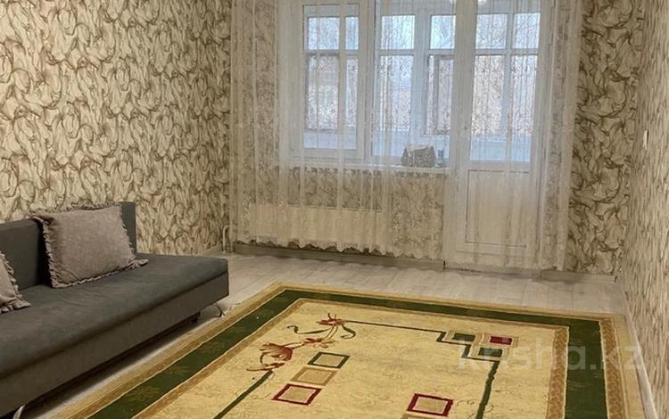 2-бөлмелі пәтер · 52 м² · 5/5 қабат, 8 Мкр 7, бағасы: 100 000 ₸ в Таразе — фото 2
