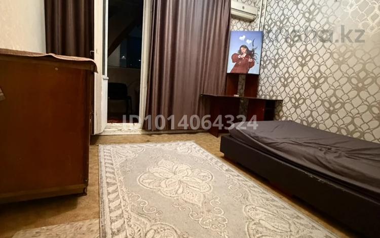 2-комнатная квартира · 100 м² · 7/9 этаж, Жарокова за 280 000 ₸ в Алматы, Бостандыкский р-н — фото 2