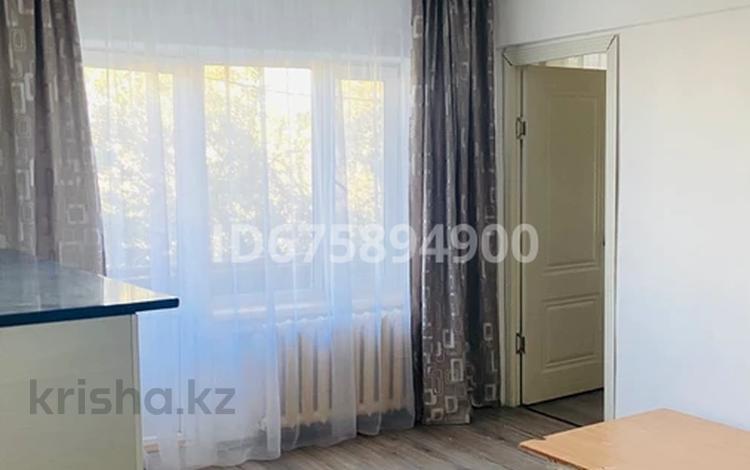 3-комнатная квартира · 70 м² · 5/5 этаж, Скаткова — Остановка одежда -южная бурынгы роддом арты за 90 000 〒 в  — фото 6