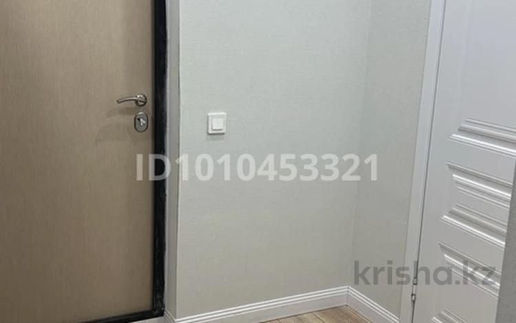 2-комнатная квартира · 58.5 м² · 3/9 этаж, мкр Уркер, ул Мухамедкайымова за 35 млн ₸ в Астане, Нура р-н — фото 9